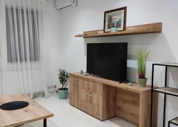 Novak Luxury Apartmán Aleksandrovac